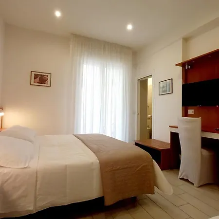 Hotel Brotas 3*