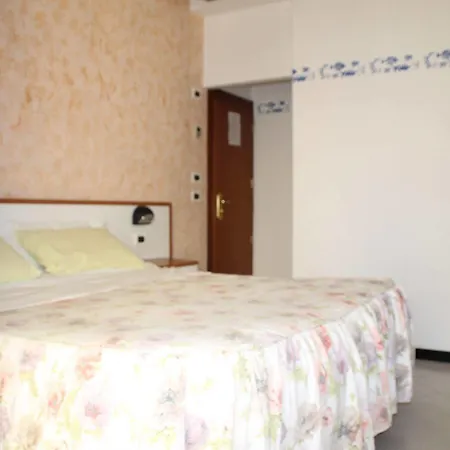 Brotas Hotel 3*